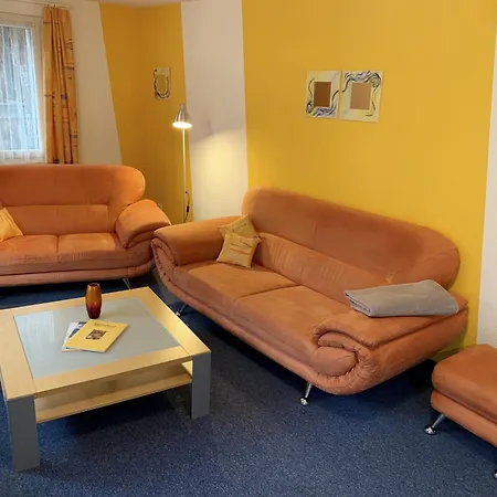 Domblick サース フェー